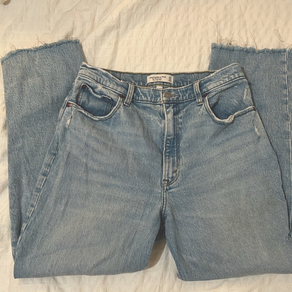 Abercrombie mom jeans